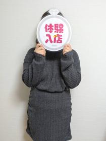 ���肩